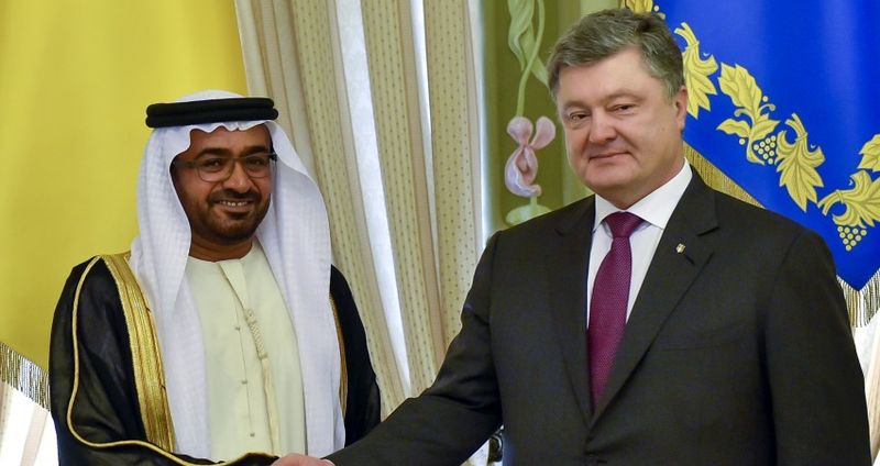 Порошенко обсудил с послом ОАЭ привлечение инвестиций в Украину